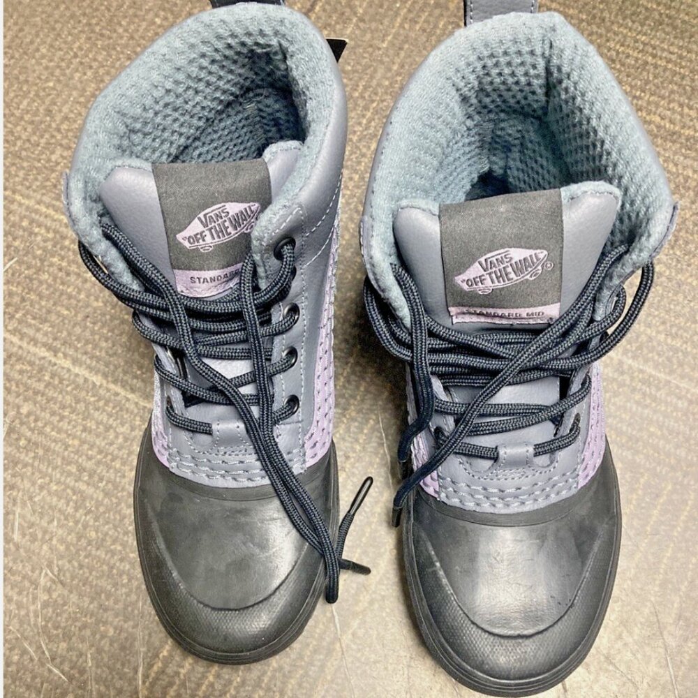 Vans Women's 7 Standard Mid Winter Snow MTE All-Trac Boots Gray/Black/Lavender